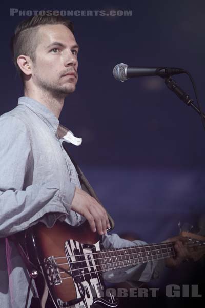 LOCAL NATIVES - 2010-06-27 - PARIS - Hippodrome de Longchamp - 